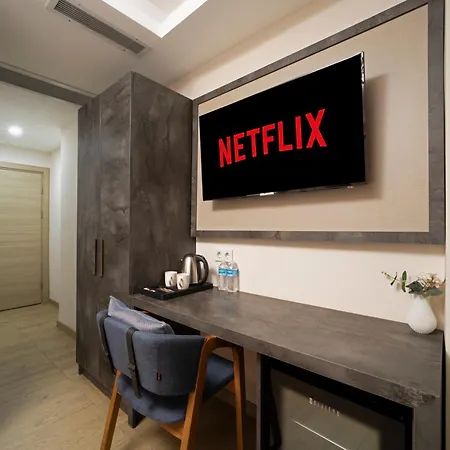 Lenus Hagia Sophia Отель 3*