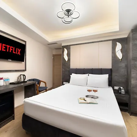 Hotel Lenus Hagia Sophia