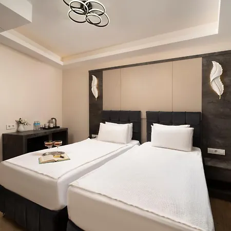 Hotel Lenus Hagia Sophia 3*