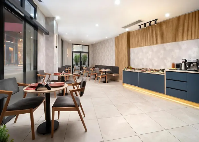 Hotell Lenus Hagia Sophia 3*